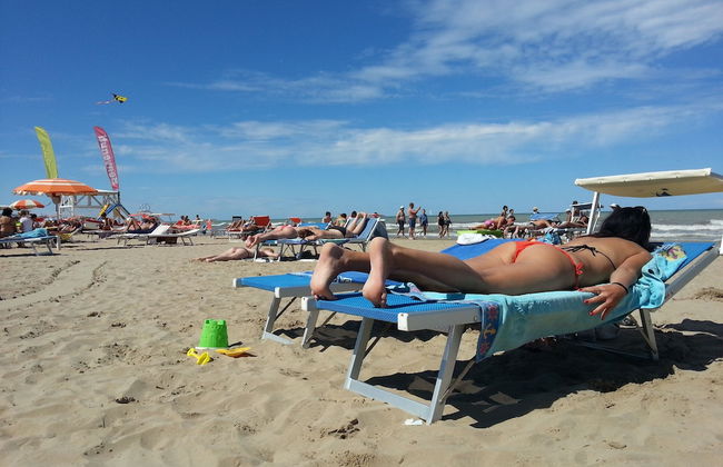 Appartamento sulla spiaggia con balcone - Foto 29