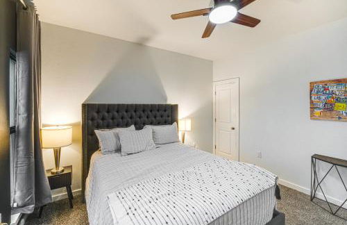 3 Mi to Dtwn Dallas Getaway with Game Area! - Foto 16