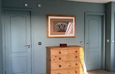 Central Plymouth Sea View Penthouse Apartment with Secure Parking - Foto 29