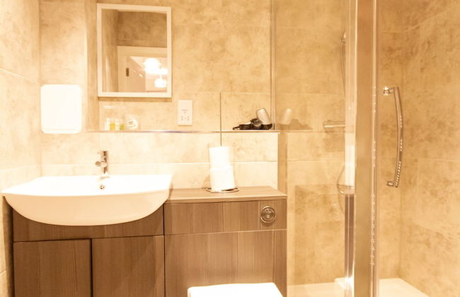 Lees House - Photo 21