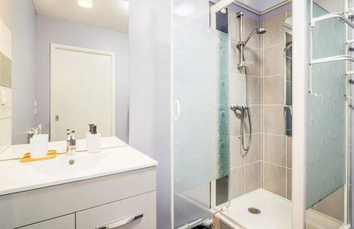 Séjour paisible avec terrasse & proche mer - Foto 18