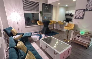 Luxurious 2 Bedroom Downtown City Views! - Foto 43