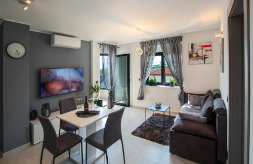 Rijeka Relax Apartment with parking - Photo 1