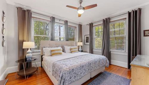 Contemporary 2BR in Myers Park with Screened Porch - Foto 2