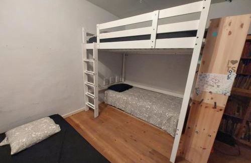 Family Friendly Funhouse Centrally Located in Ottensen - Foto 23