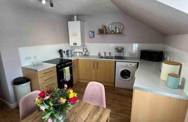 A Modern 2 Bedroom Apartment with Beautiful Views - Foto 2