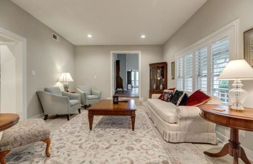 Stunning Waterfront Rental Property with Private Dock and Pool - Foto 25