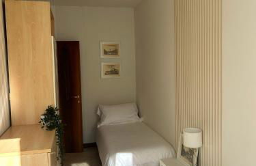 Venice Canal Stay - Photo 20