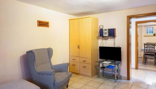 An den Weinbergen - Foto 4