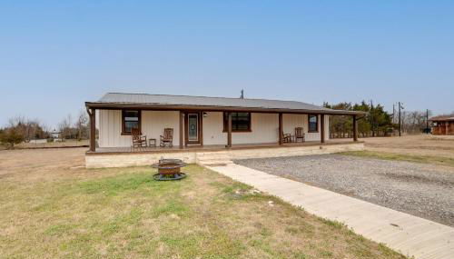 Porch and Fire Pit Ranch Retreat in Blue Ridge! - Foto 2