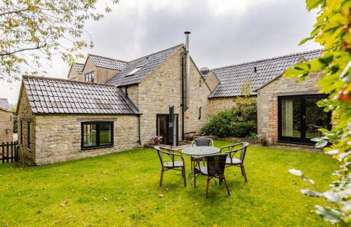 Spacious farmhouse with stunning valley views - Foto 22