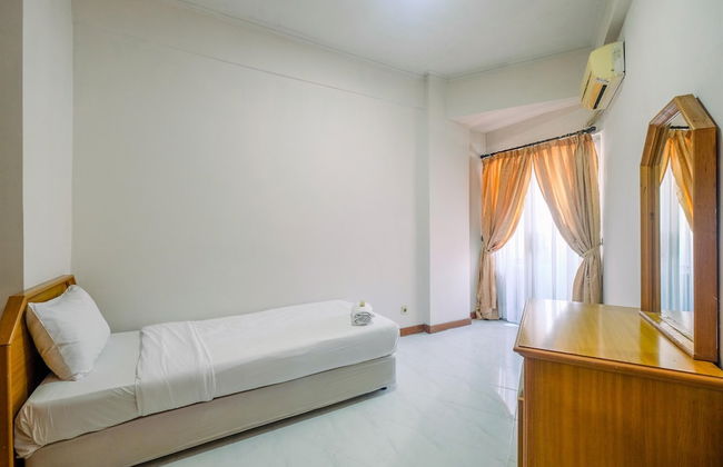 Spacious and Strategic 3BR Kondominium Juanda Apartment - Foto 7