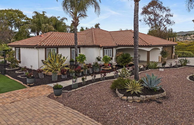 Breathtaking Meadows by Avantstay Temecula Group Retreat Pool, Pickleball, Firepit, Hot Tub - Foto 43