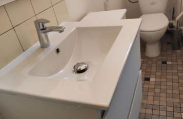 Spacieux studio meublé - Foto 3