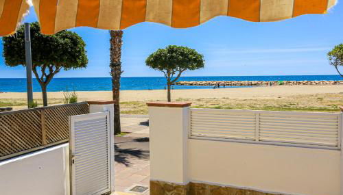 LITORAL COSTA DORADA - VILLA LAURA Only families - Photo 4