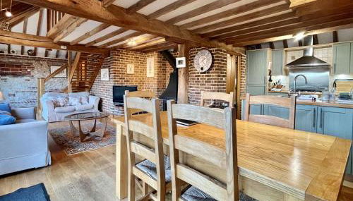 The Old Tractor Shed by inspirestays-com - Foto 5