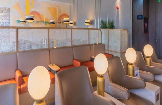 Plaza Premium Lounge at Jomo Kenyatta International Airport- T1D International Departures - Foto 4