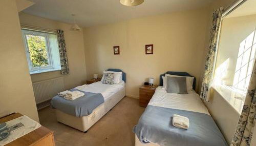 Upside Down Cottage - Foto 3