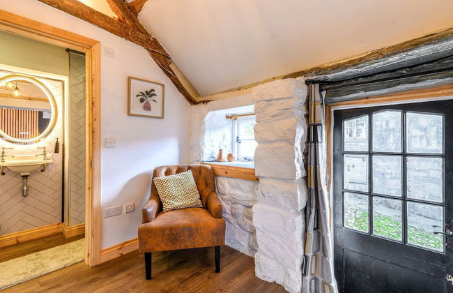 Host Stay The Hideaway - Photo 1