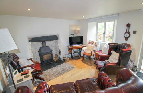 Milldam Cottage a characterful cottage in an elevated location above Coniston with walks from the door - Foto 4