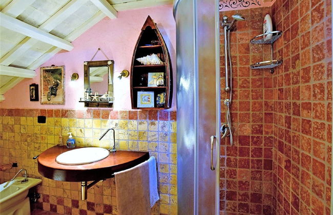 Elegant Villa in Montecosaro Italy with Hot Tub - Foto 16