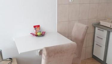 Lovely studio in Dubec, ideal for one person - Foto 3