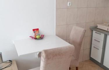 Lovely studio in Dubec, ideal for one person - Foto 3