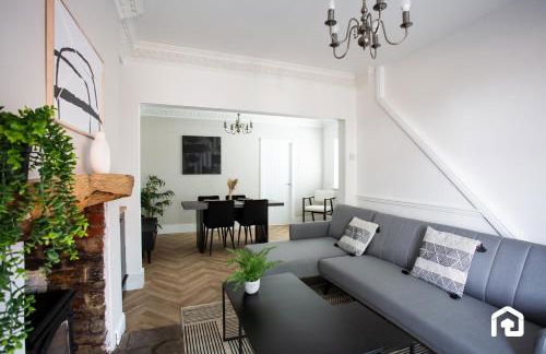 Modern 3-Bedroom Retreat - Foto 45