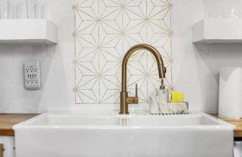 Modern Midtown Getaway - Luxury Chic Unit ✧ - Foto 16