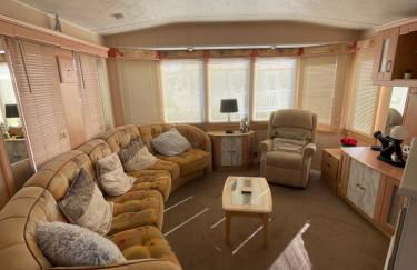 Caravan 30R on Happy Days Caravan Park Towyn - Foto 2