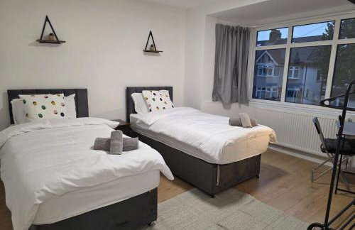 Spacious 3BR House for Contractors & Work Stays - Foto 11