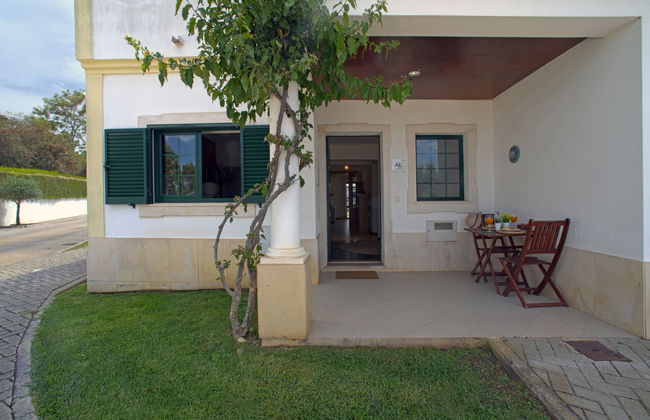 3 bedroom House in Albufeira with swimming pool and garden - Photo 22