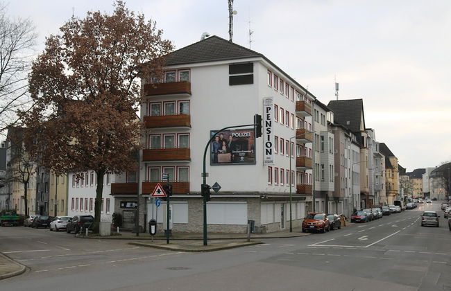 Stylish Apartment With Terrace - Photo 1