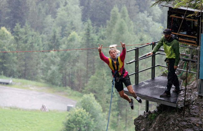 Saut à l'élastique dans le canyon du Glacier - Photo 6