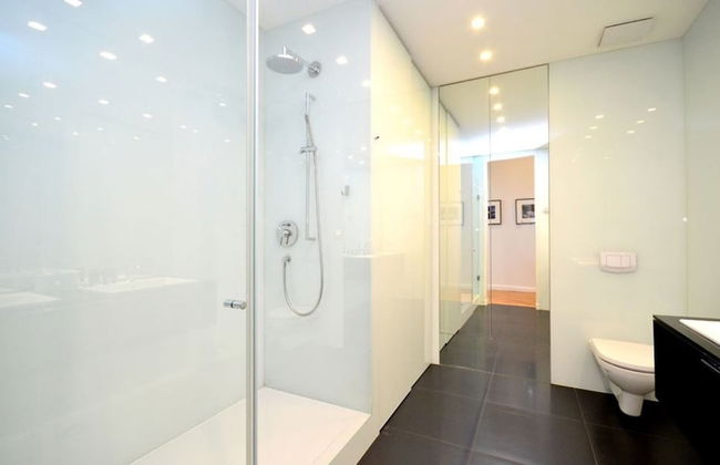 Vienna Residence Colossal Apartment With Balcony and Space for 8 Guests - Foto 17