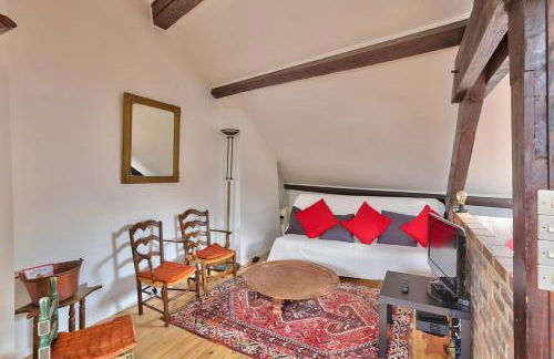 Rustic Bohemian Duplex in Meudon - Foto 8