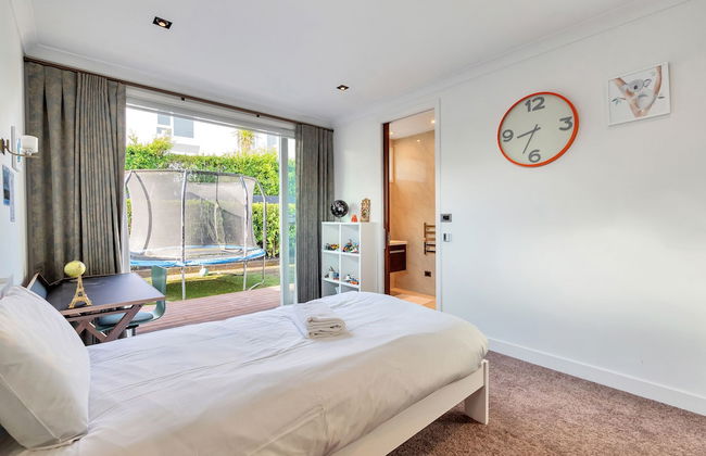 Elegant Sea-View Villa on the Northshore - Photo 7