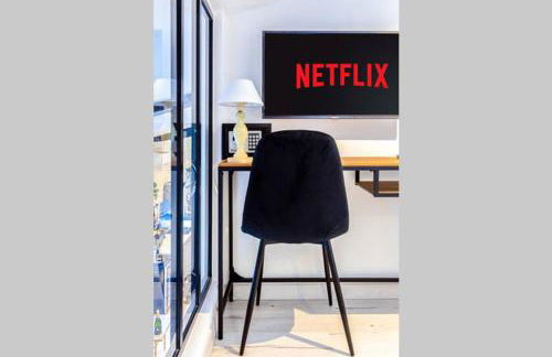 PENTHOUSE Loft 5MIN PALAIS DES FESTIVALS AND BEACH terrace view on castle - Photo 36