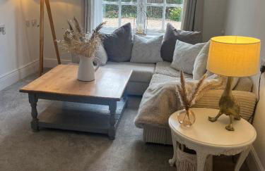 Entire Private Apartment with Kitchen and Lounge - Foto 22