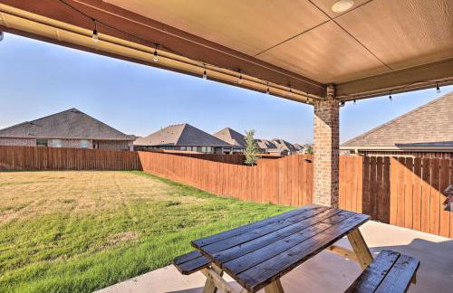 Aledo Home Covered Patio and Yard, Near Fort Worth! - Foto 3