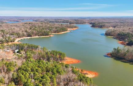 The Sapphire Shore Cottage with Dock! home - Foto 27