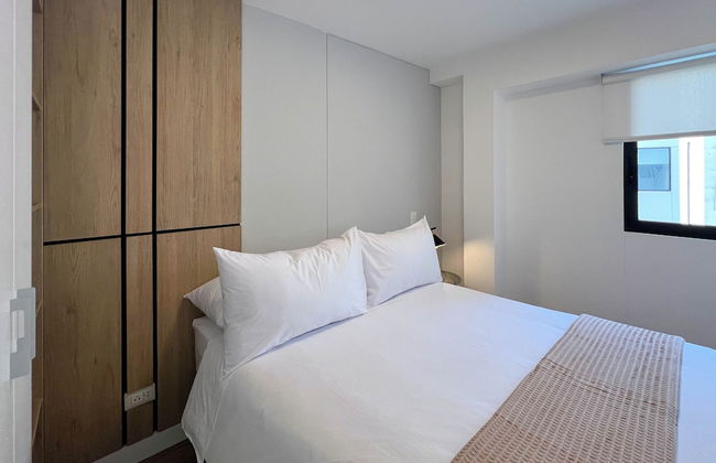 Gray By Wynwood House - Photo 15