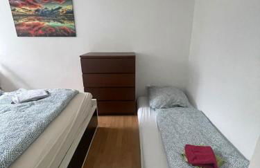 Cosy Accommodation - very central - Photo 17