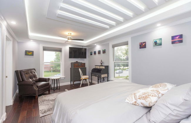 4 BDR Lake Geneva Estate Across From Beach! - Foto 8