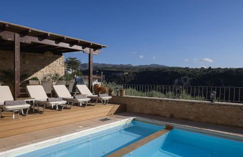 Ilys Home, a Country-chic Retreat with Pool & BBQ, By ThinkVilla - Photo 17