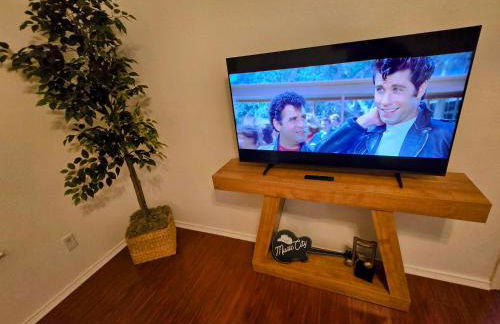 Arlington Social - Photo 18