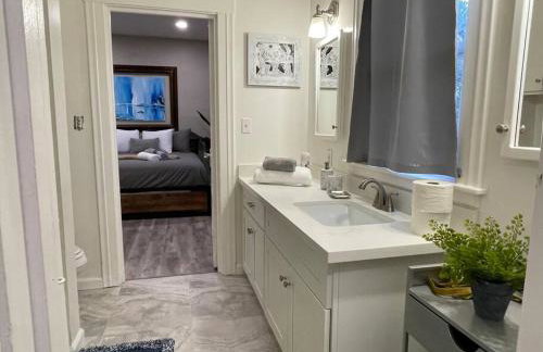 Artists Bungalow ARCADE King Beds near the beat - Foto 13