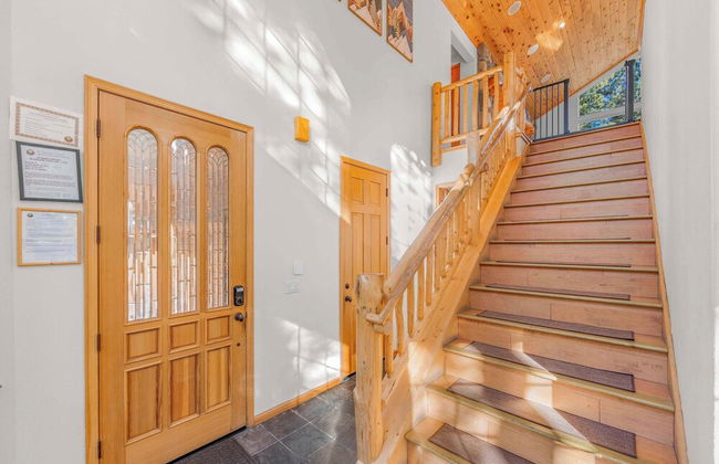 Fully Remodeled Tahoe Retreat with Game Room and Hot Tub - Foto 47