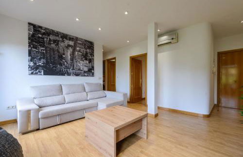 Amplio Piso en Madrid Centro con Vistas al Templo de Debod - Photo 17