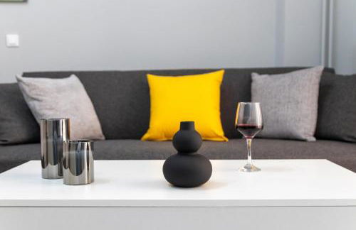 C3 Modern Spartan Apartment - Foto 11